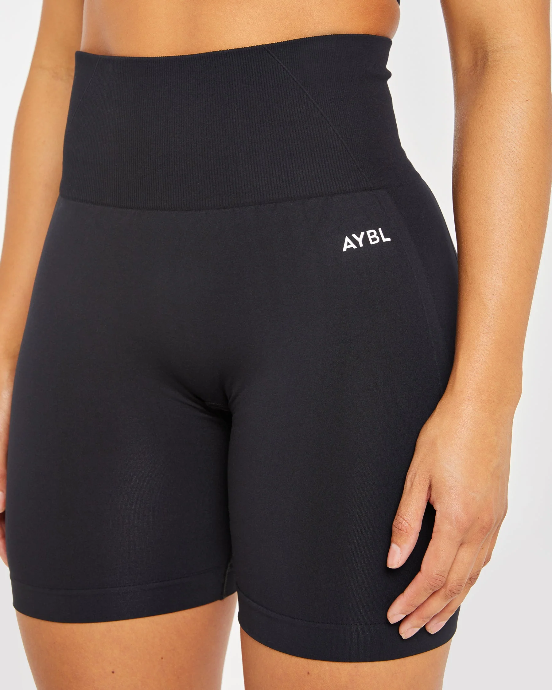 Empower Seamless Cycling Shorts - Noir - Image 5