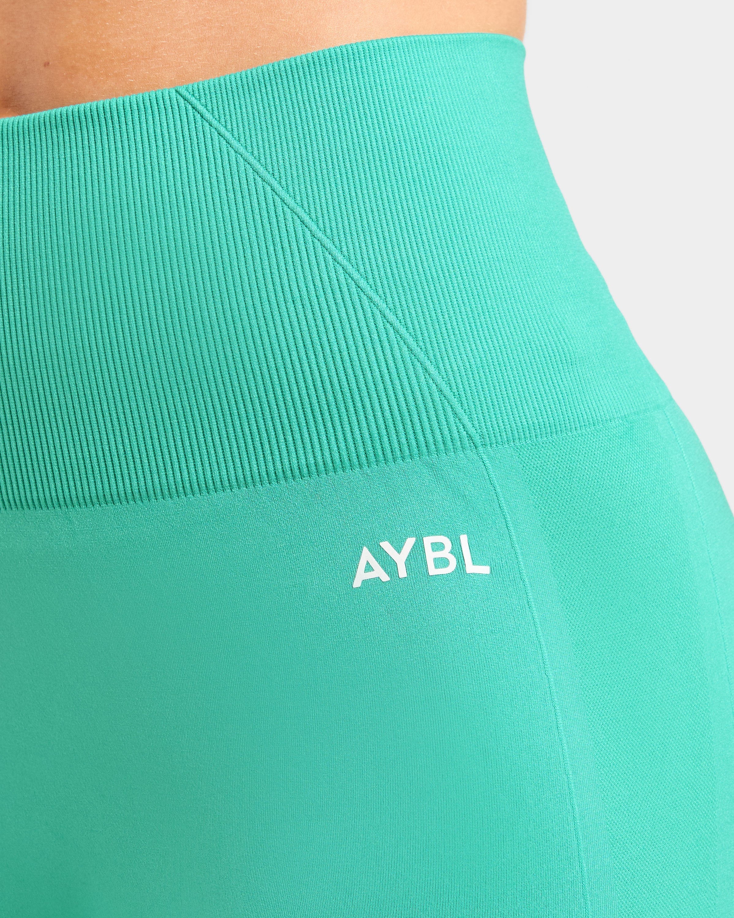 Empower Seamless Shorts - Jade Vert - Image 5