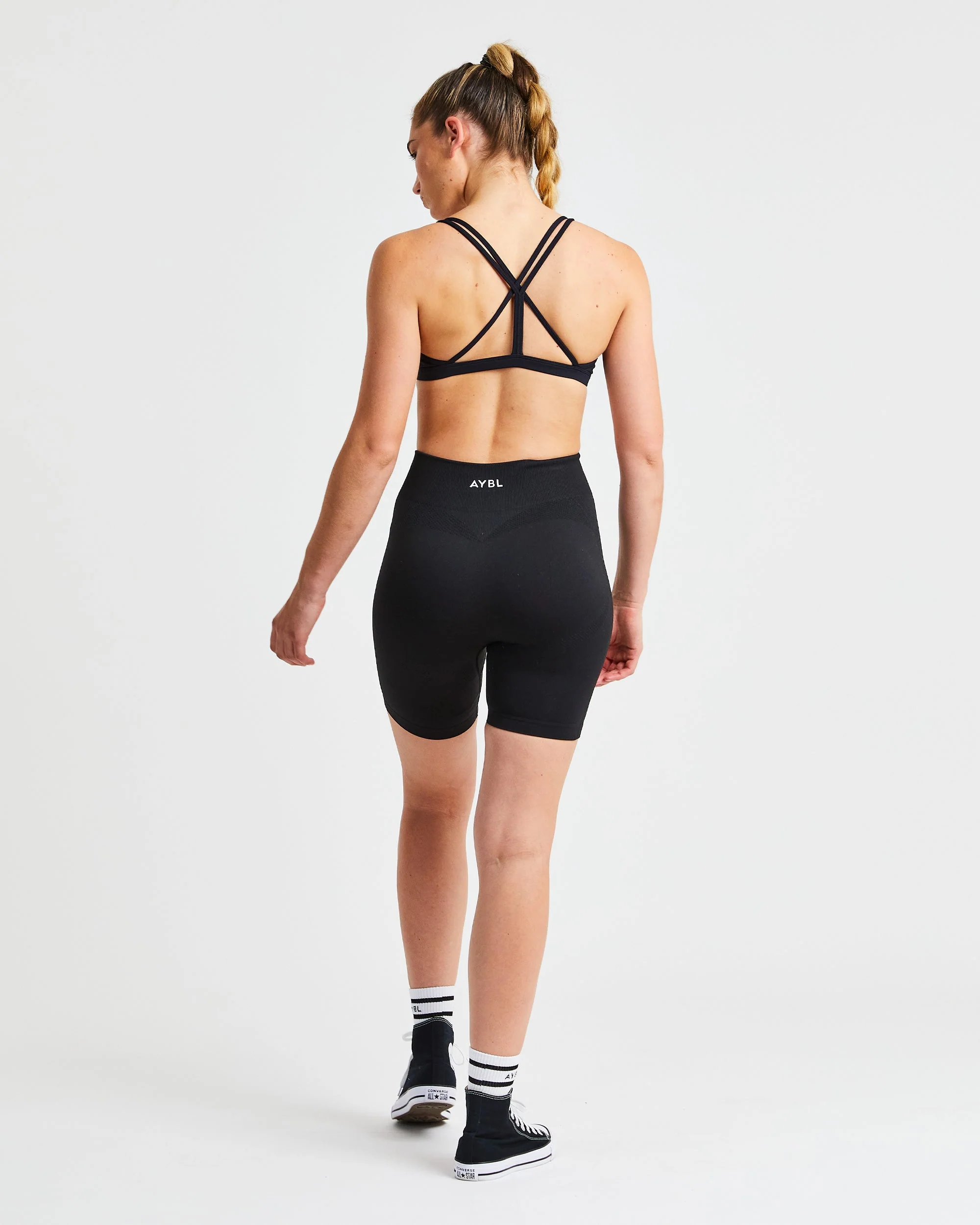 Essential Strappy Sports Bra - Noir - Image 12