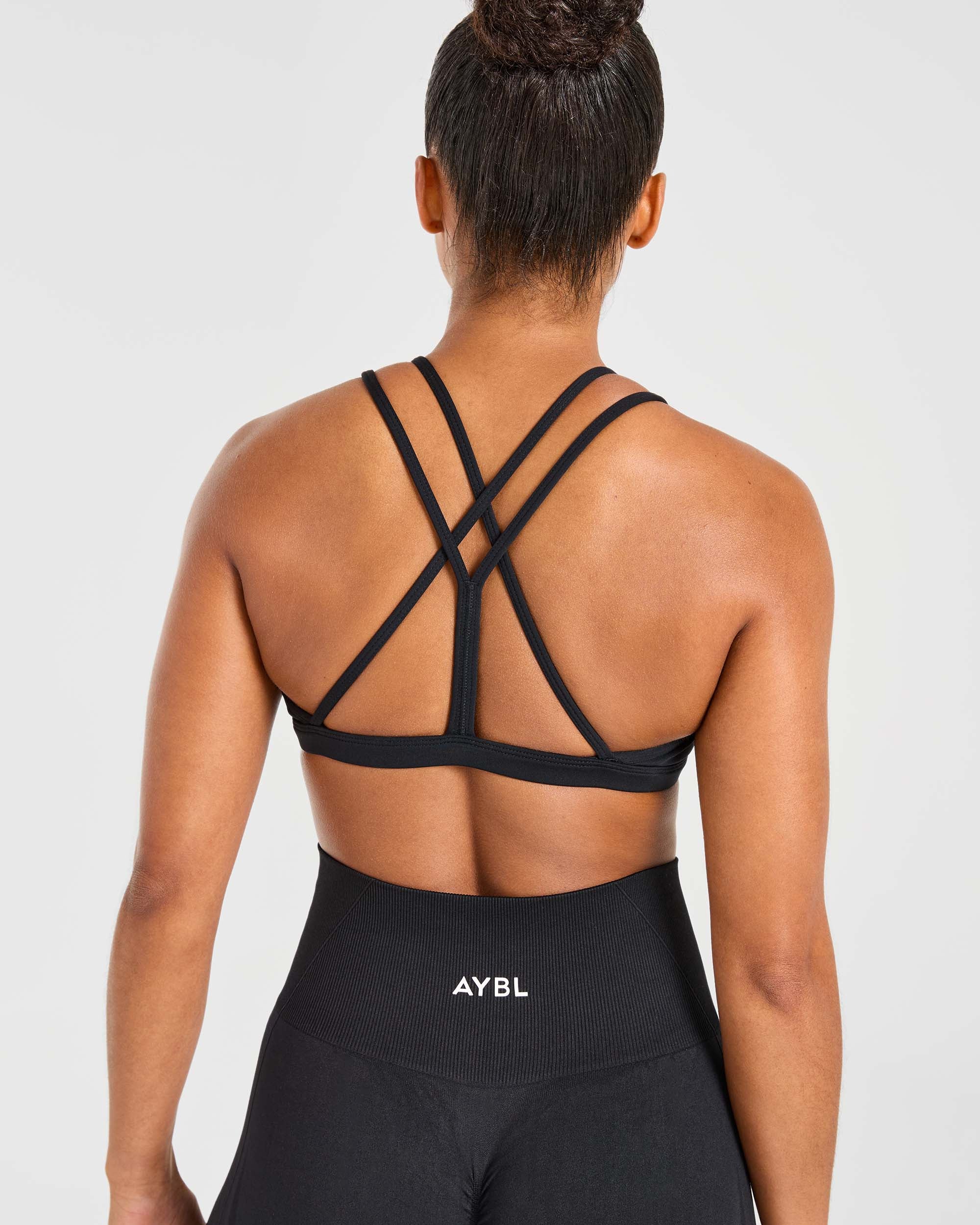 Essential Strappy Sports Bra - Noir - Image 6