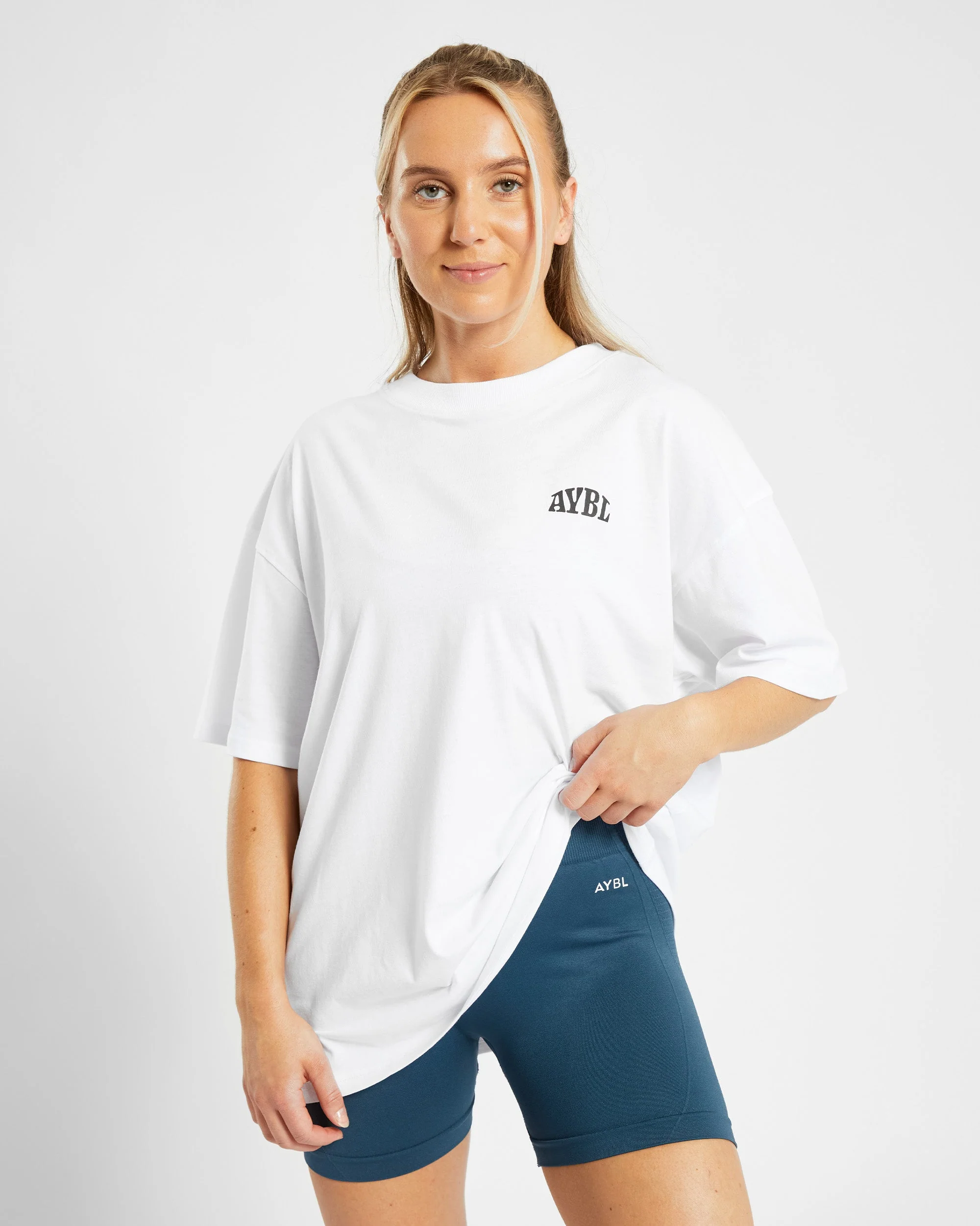 Mind Over Matter Oversized T Shirt - Blanc - Image 10